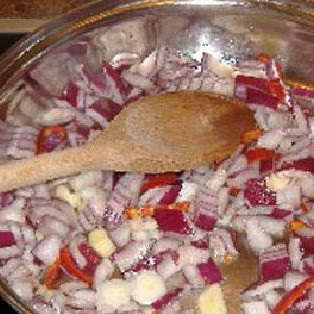 1. Этап. Пикантная выпечка: Поджарить в большой сковороде в течении 10 минут.