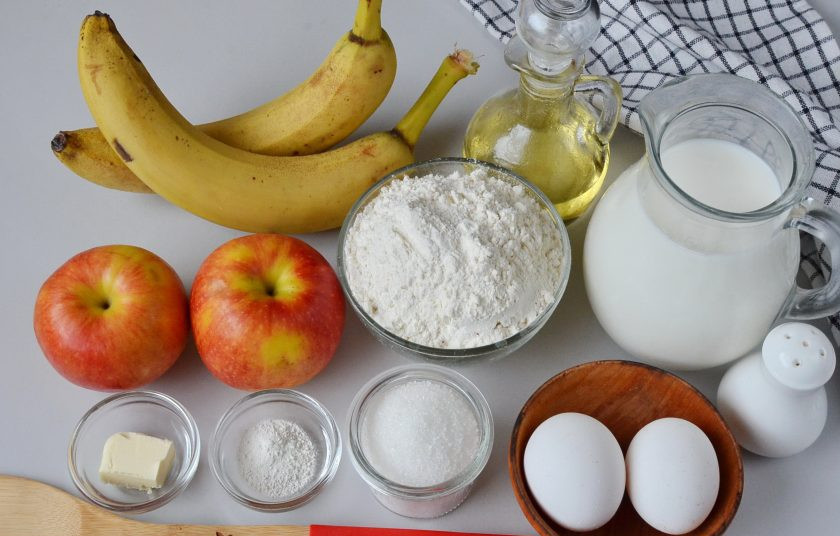 1. Этап. Блинчики с фруктовой начинкой: Подготовьте ингредиенты для блинчиков и начинки. Приступим!