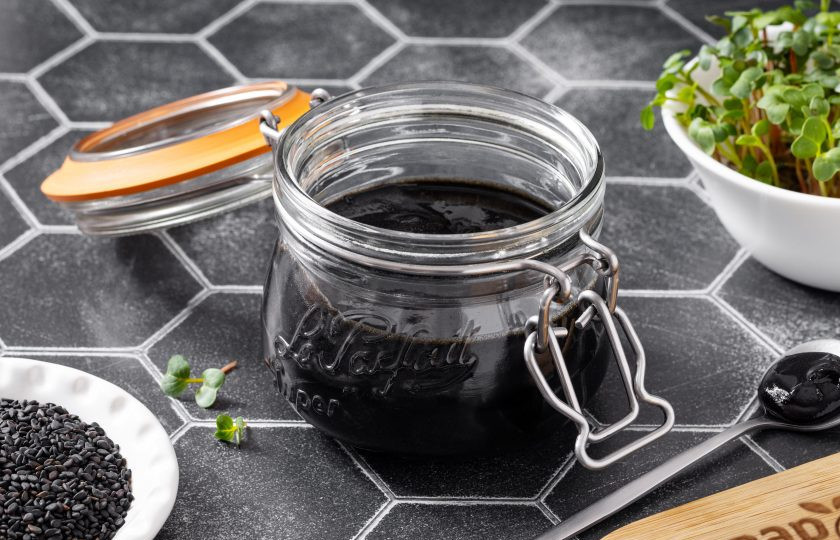 1. Этап. Паста тахини из черного кунжута: Паста тахини из черного кунжута готова, приятного вам аппетита!