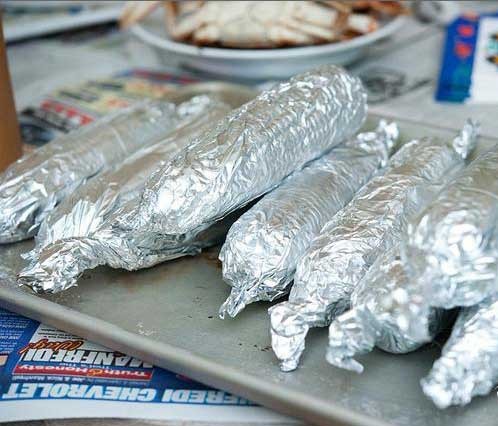 1. Stage. Corn on the cob: Wrap each ear of corn tightly in foil. Place on prepared grill.