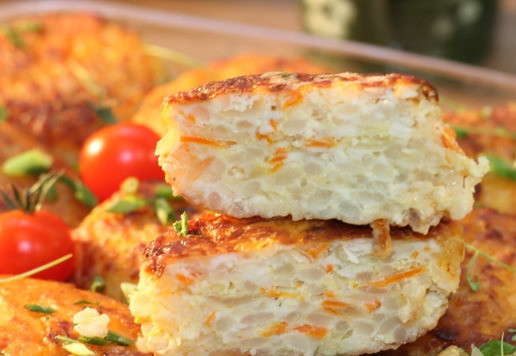 1. Этап. Куриные котлеты на кабачковой подушке: Приятного аппетита!