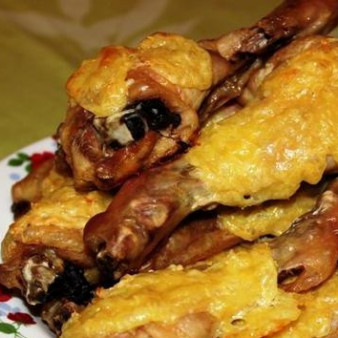 Куриная голень с сыром