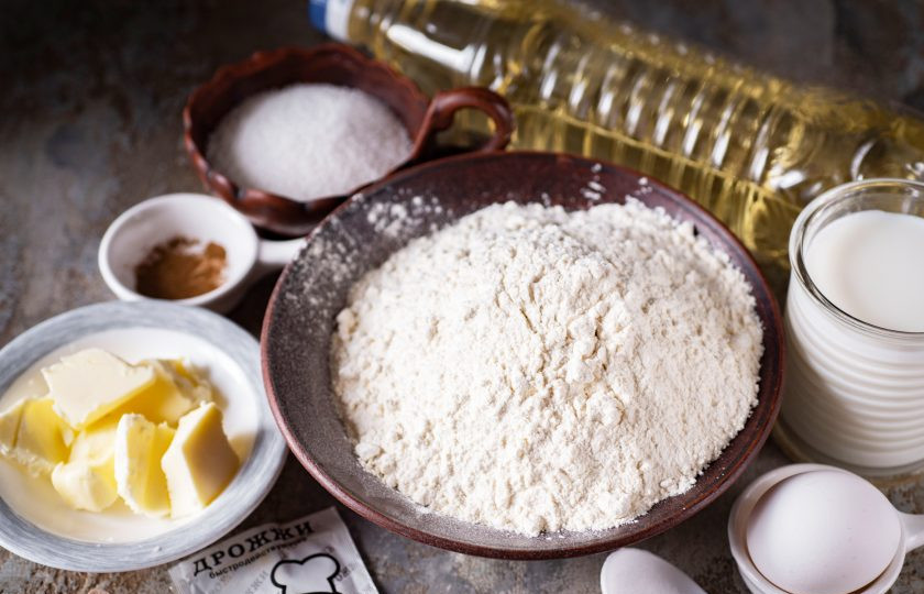1. Этап. Корейские пончики: Все ингредиенты соберите по списку перед началом приготовления.