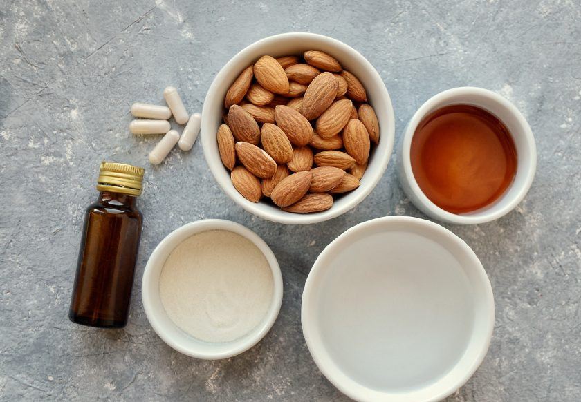 1. Этап. Веганский йогурт: Подготовьте все ингредиенты.