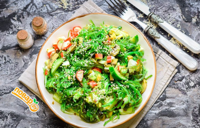 1. Этап. Крабовый салат с чукой: Приятного аппетита!