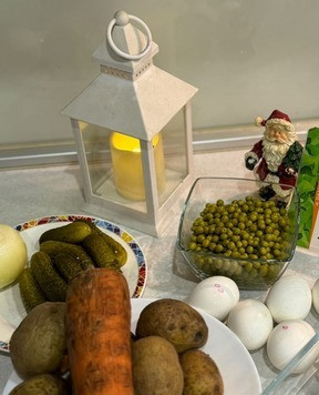 1. Этап. Рождественский салат Оливье: Подготовить продукты