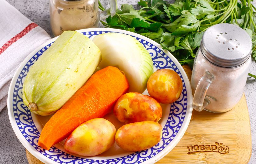 1. Этап. Овощной суп-пюре для детей: Подготовьте указанные ингредиенты.