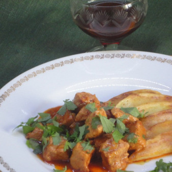 Венгерский гуляш с вином