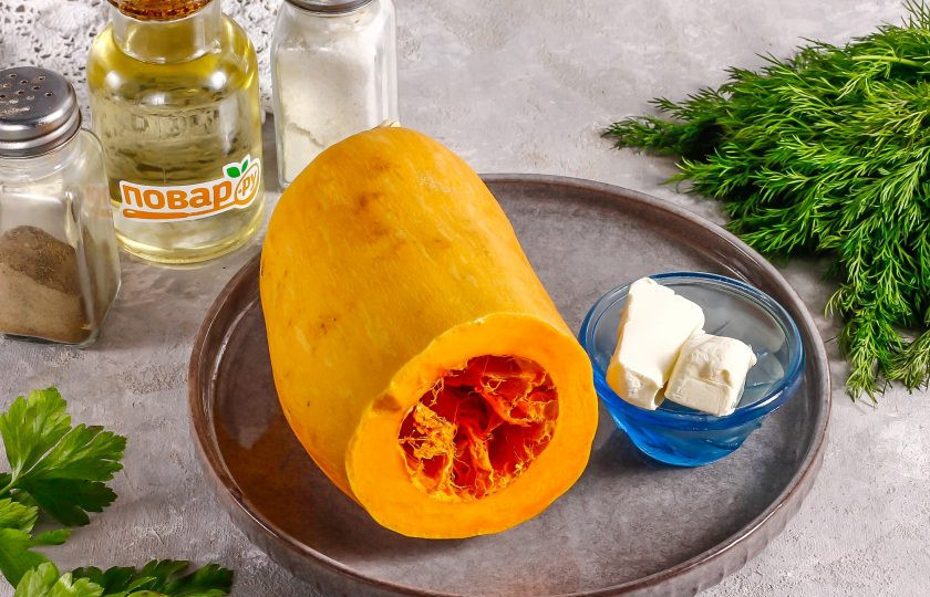 1. Этап. Спагетти из тыквы: Подготовьте указанные ингредиенты. Тыкву выберите продолговатую, чтобы нарезка получилась длинной, а не короткой.