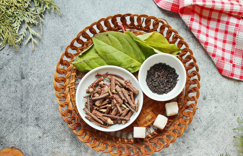 1. Этап. Чай с лимонником: Подготовьте все необходимые ингредиенты для приготовления чая с лимонником.