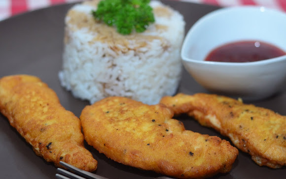 1. Этап. Куриное филе в кляре: 6. Вкуснейшая курица в кляре готова. Подавать с любимым соусом и гарниром в горячем виде.