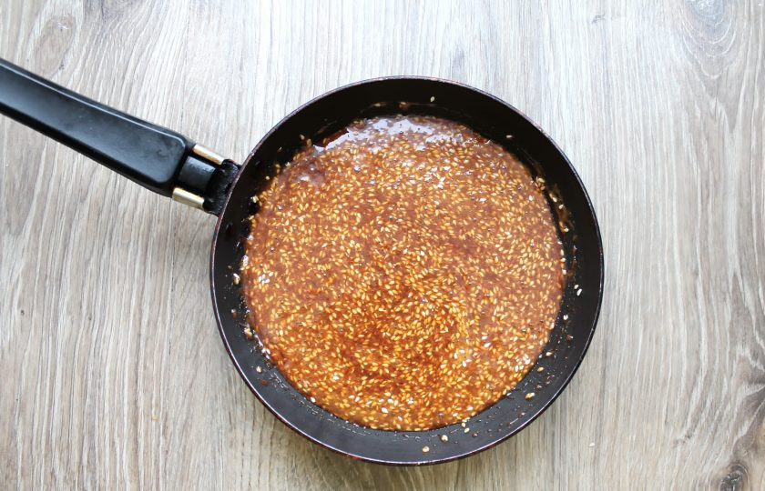 1. Этап. Нугатин: Все перемешайте и дайте постоять в течение 2 минут.