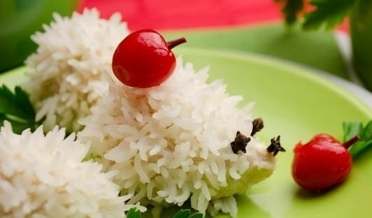 1. Этап. Куриные тефтели на пару: 7) Куриные тефтели на пару готовы! Подаем к столу с зеленью и овощами. Приятного аппетита!