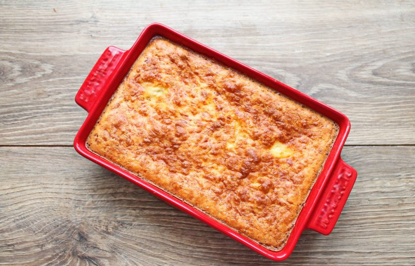 1. Этап. Судак в сырном суфле: Поставьте форму с судаком в сырном суфле в горячую духовку и запекайте при температуре 180 градусов в течение 35 минут. Спустя время достаньте, дайте немного постоять и подавайте к столу.