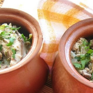 Курица в кефире с овощами