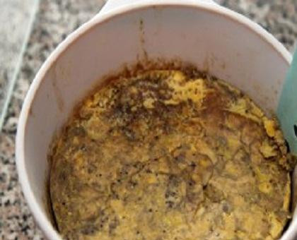 1. Этап. Гусиная печень по-французски Фуа-гра: 6. Готовое блюдо остудить и поставить на сутки в холодильник. Затем отделить ее ножом от стенок и перевернуть на тарелку.