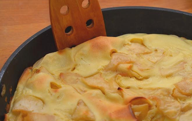 1. Этап. Немецкий яблочный панкейк: В духовке при температуре 220 градусов наш панкейк должен выпекаться еще 15-20 минут.