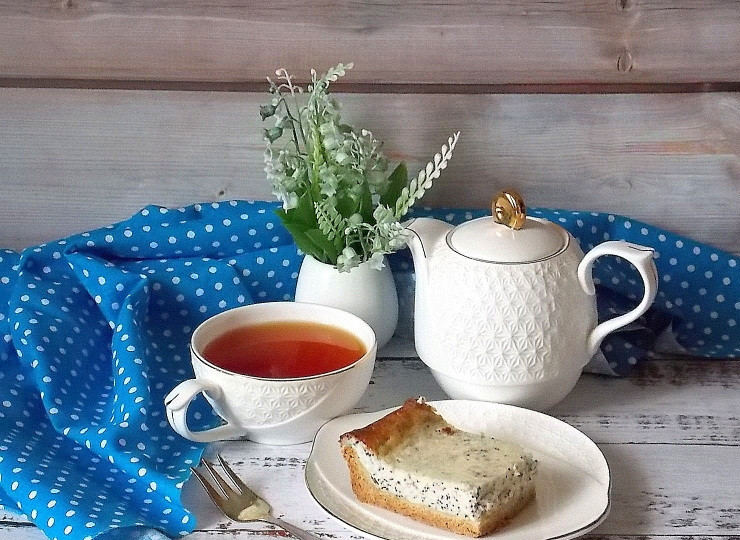 1. Этап. Песочный пирог с заливкой: Остудите и уберите в холодильник на 12 часов. Затем порежьте и подавайте к столу.