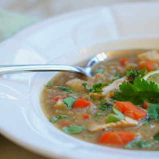 Куриный суп с красной чечевицей