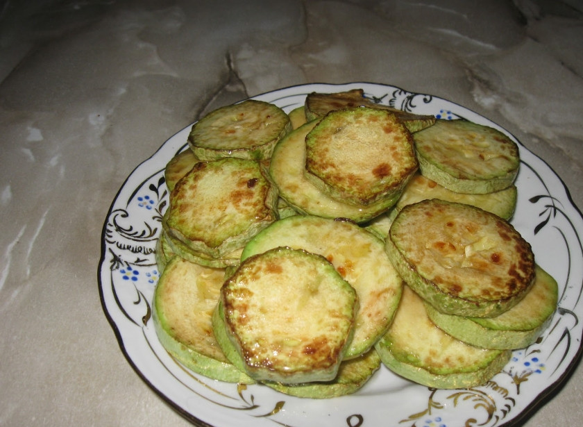 1. Этап. Кляр для кабачков с майонезом: 4. Все готово! Приятного аппетита!