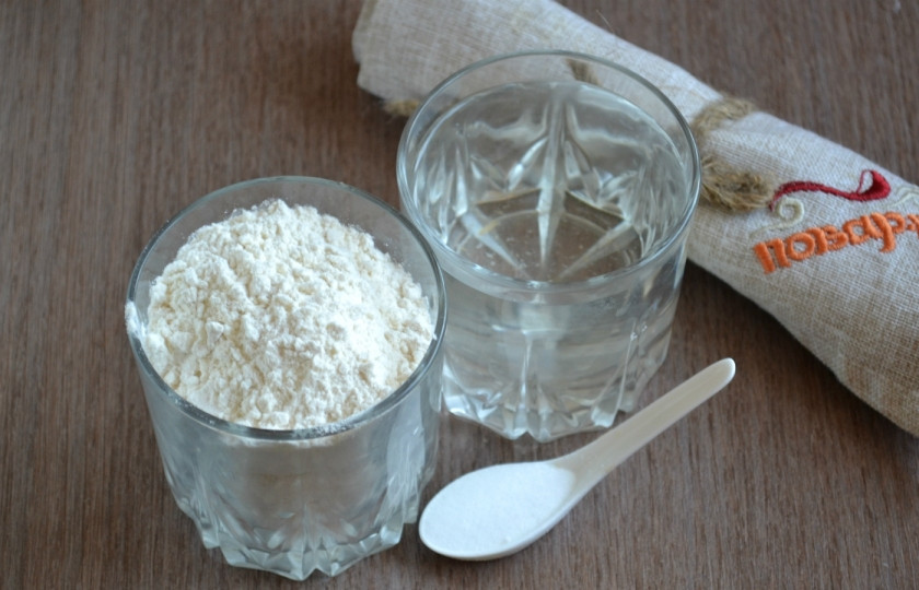 1. Этап. Армянский лаваш: Подготовьте все необходимые ингредиенты.