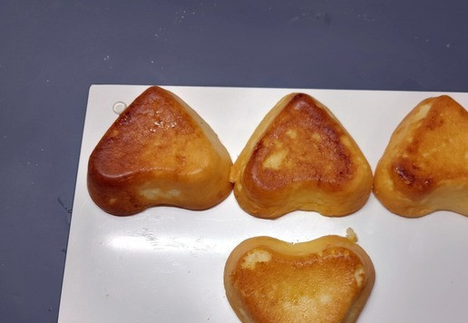 1. Этап. Суфле с творожным сыром: Выпекать в духовке 15-18 минут при 180 С.