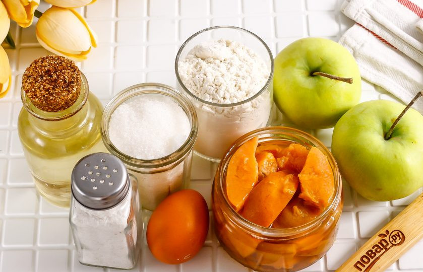 1. Этап. Песочный пирог с вареньем и яблоками: Подготовьте указанные ингредиенты. Яблоки можно использовать любого сорта.