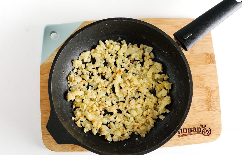 1. Этап. Соус к рису: Перемешайте и готовьте еще 1-2 минуты.