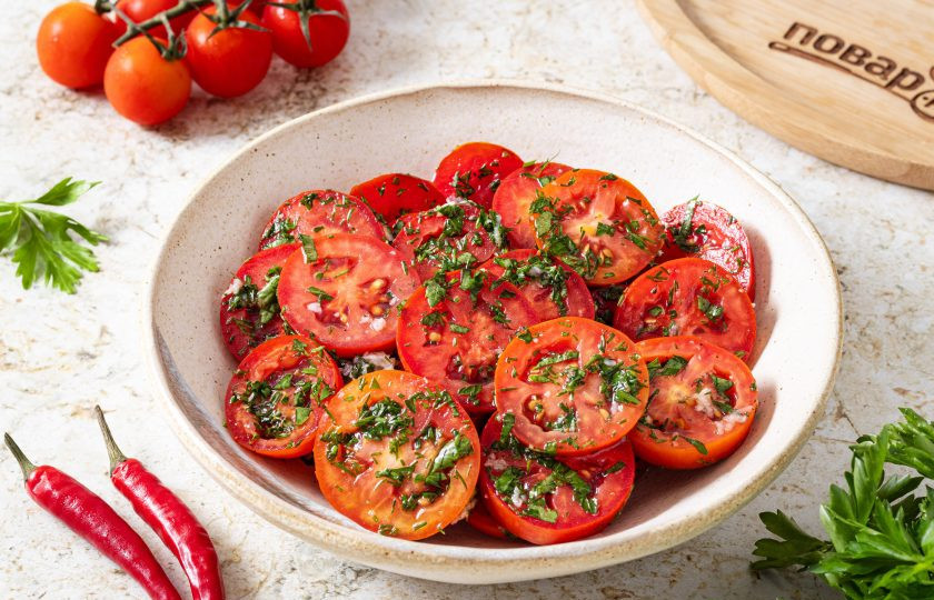1. Этап. Острый салат из помидоров: Острый салат из помидоров готов, приятного вам аппетита!