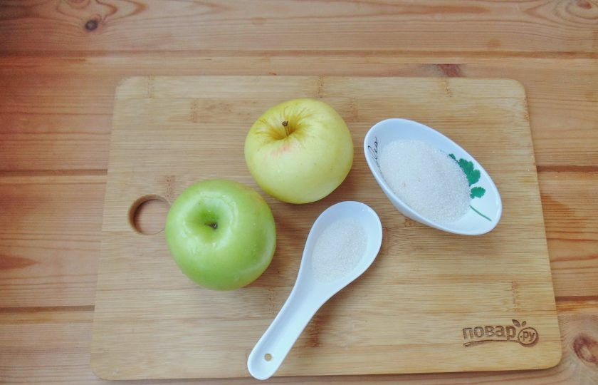 1. Этап. Компот из яблок с лимонной кислотой на зиму: Подготовьте ингредиенты для приготовления компота из яблок с лимонной кислотой на зиму.