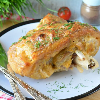 Отварная запеченная рулька в духовке