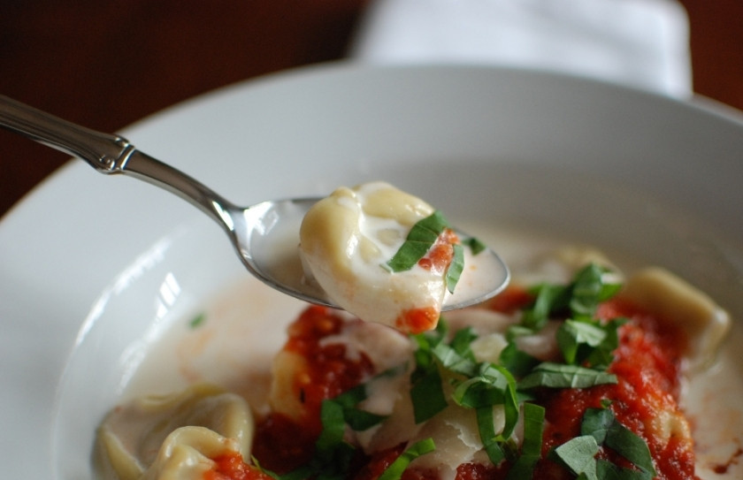 1. Этап. Тортеллини в сливочном соусе: Приятного аппетита!