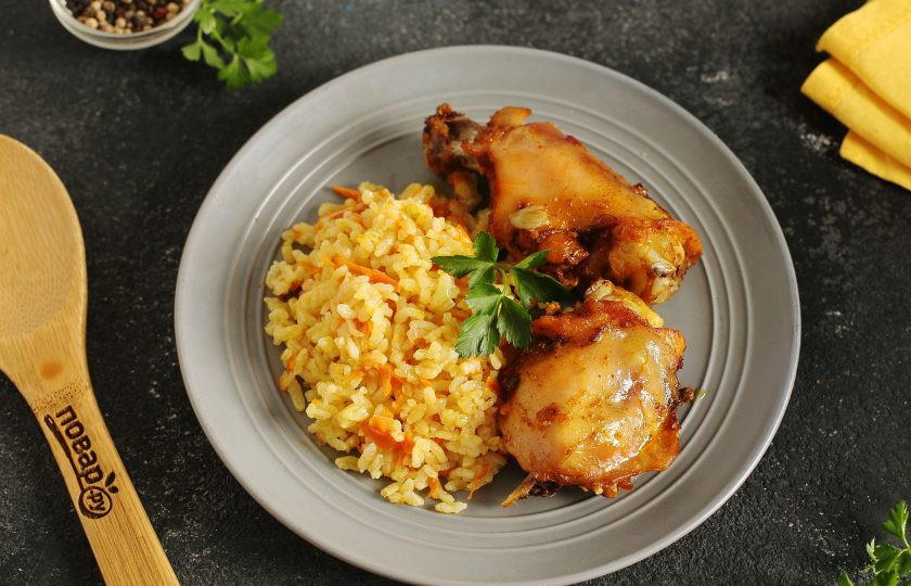 1. Этап. Курица на рисовой подушке: Курица на рисовой подушке готова. Приятного аппетита!