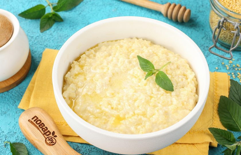 1. Этап. Каша пшённая в кастрюле на молоке: Каша пшённая в кастрюле на молоке готова. Разложите по тарелкам, добавьте кусочек сливочного масла, мёд или ягоды по вкусу. Приятного аппетита!