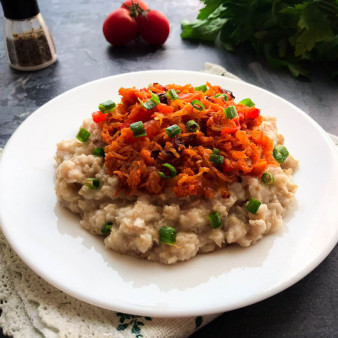 Овсяная каша с овощами