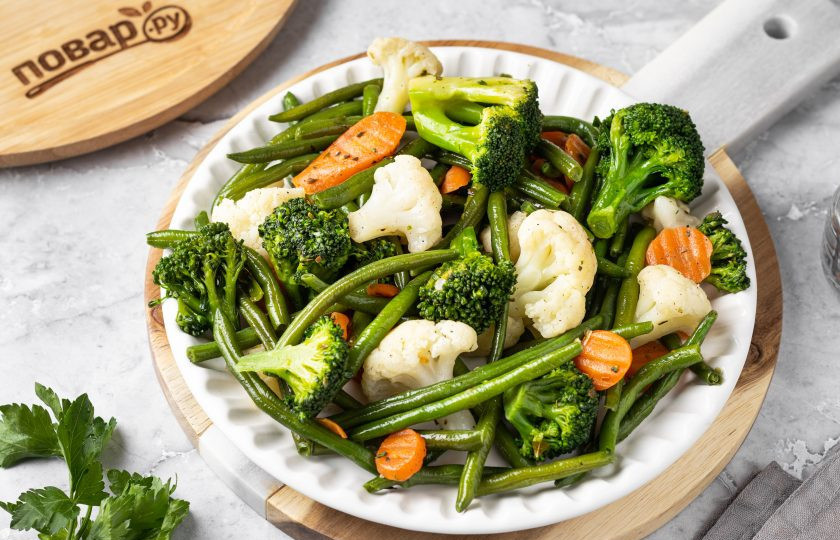 1. Этап. Замороженные овощи на сковороде: Замороженные овощи на сковороде готовы, приятного вам аппетита!