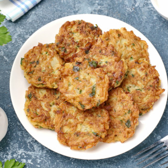 Диетические капустные оладьи