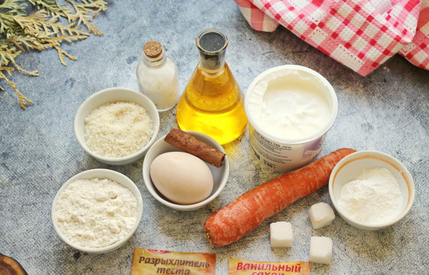 1. Этап. Морковный кекс с творожным сыром: Подготовьте все необходимые ингредиенты для приготовления морковного кекса с творожным сыром.