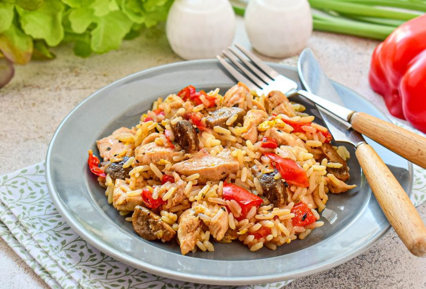 1. Этап. Тепаньяки с курицей: Разложите по тарелкам и сразу подавайте к столу. Приятного аппетита!