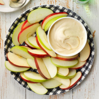 Fluffy Caramel Apple Dip