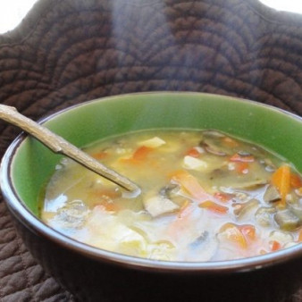 Суп с курицей и грибами