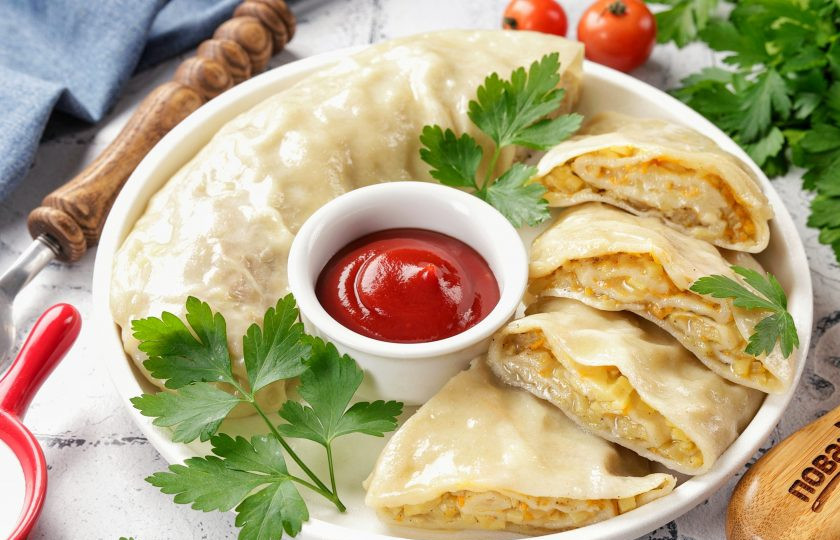 1. Этап. Ханум с овощами: Разрежьте на порционные части и сразу подавайте к столу. Приятного аппетита!