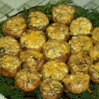 Грибы, запеченные под сыром