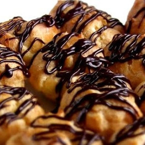 Пирожные заварные (эклеры)