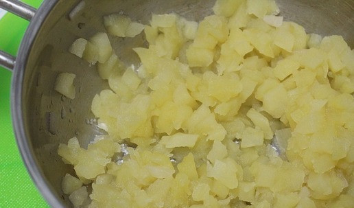 1. Этап. Десерт Жгучая нежность: Остудить, добавить мед, лимончелло (по желанию)