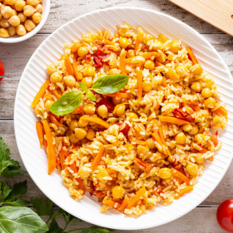 Рис с нутом и овощами