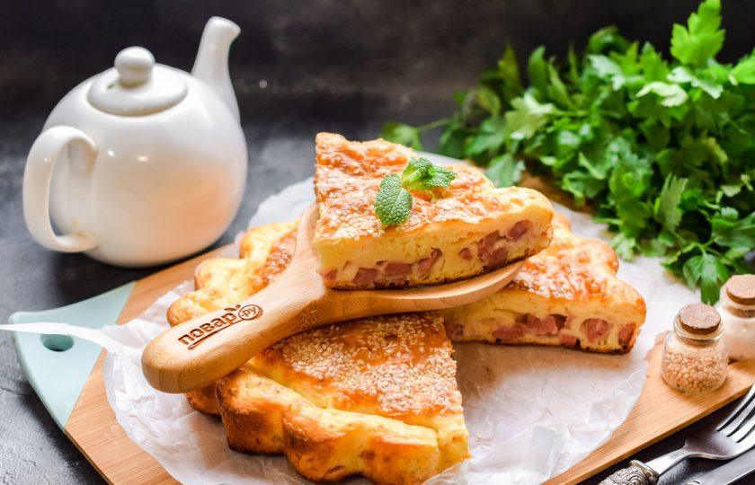 1. Этап. Быстрый пирог с колбасой: Приятного аппетита!