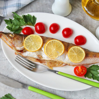 Судак с лимоном