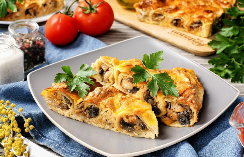 1. Этап. Блинный пирог с курицей и грибами Улитка: Блинный пирог с курицей и грибами 