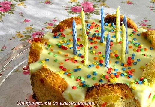 1. Этап. Торт Пасхальный из кексов или куличей: Подавайте к праздничному столу.